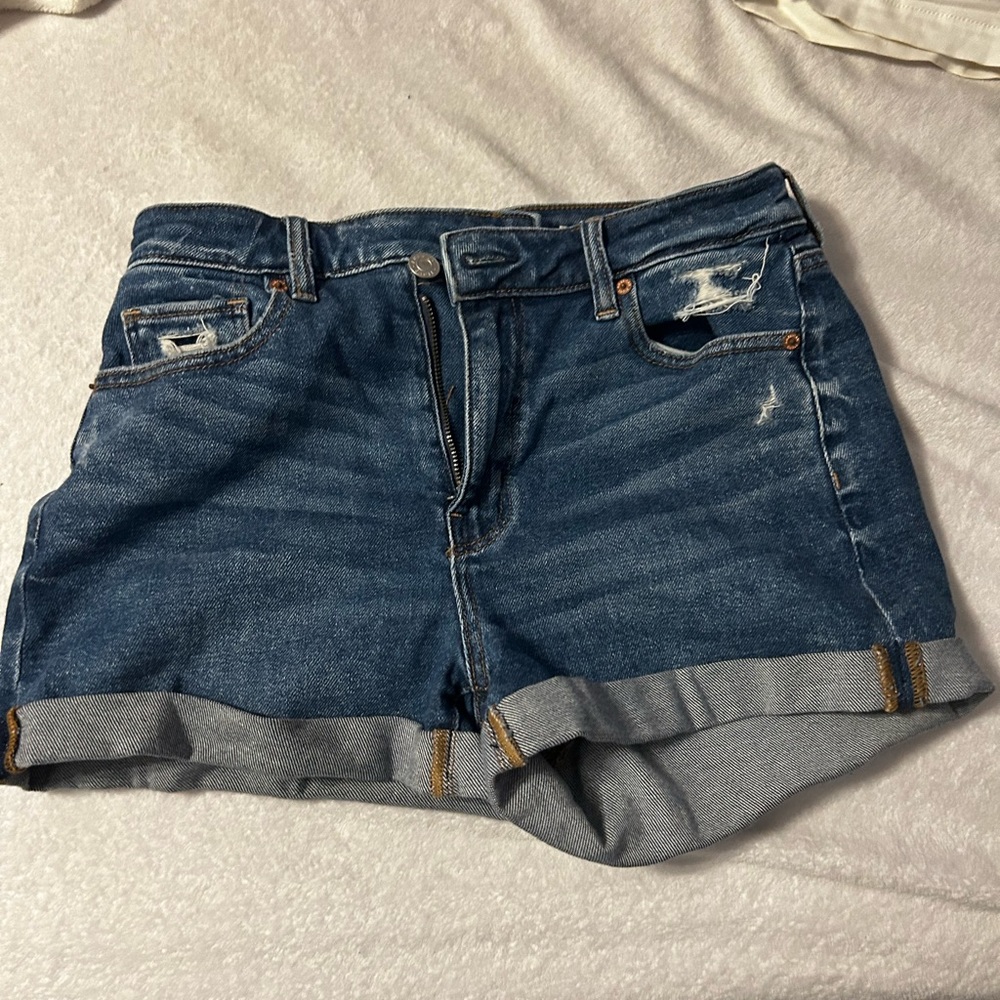 American Eagle jean shorts. size 4 and true to size